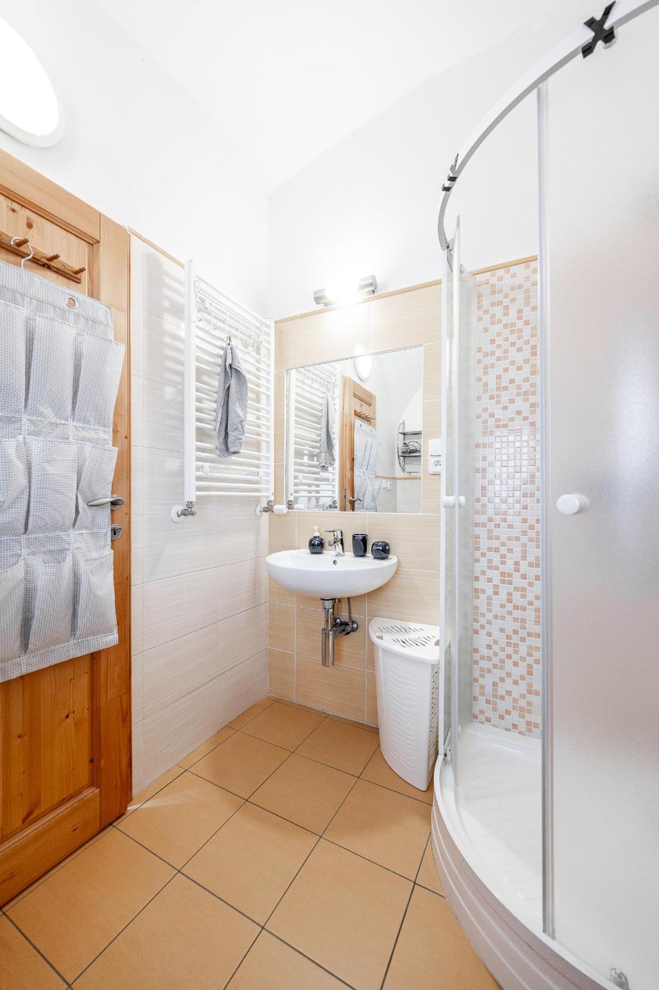 2 Room Flat Hlavna Kosice With Parking Exterior photo
